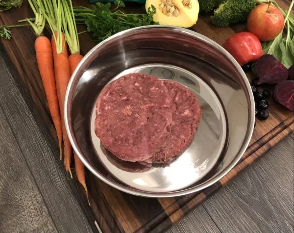 OC Raw Frzn Beef & Produce Patties 6#