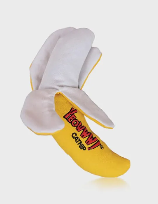 Yeowww Cat Toy Catnip Chi-cat-a Peeled Banana